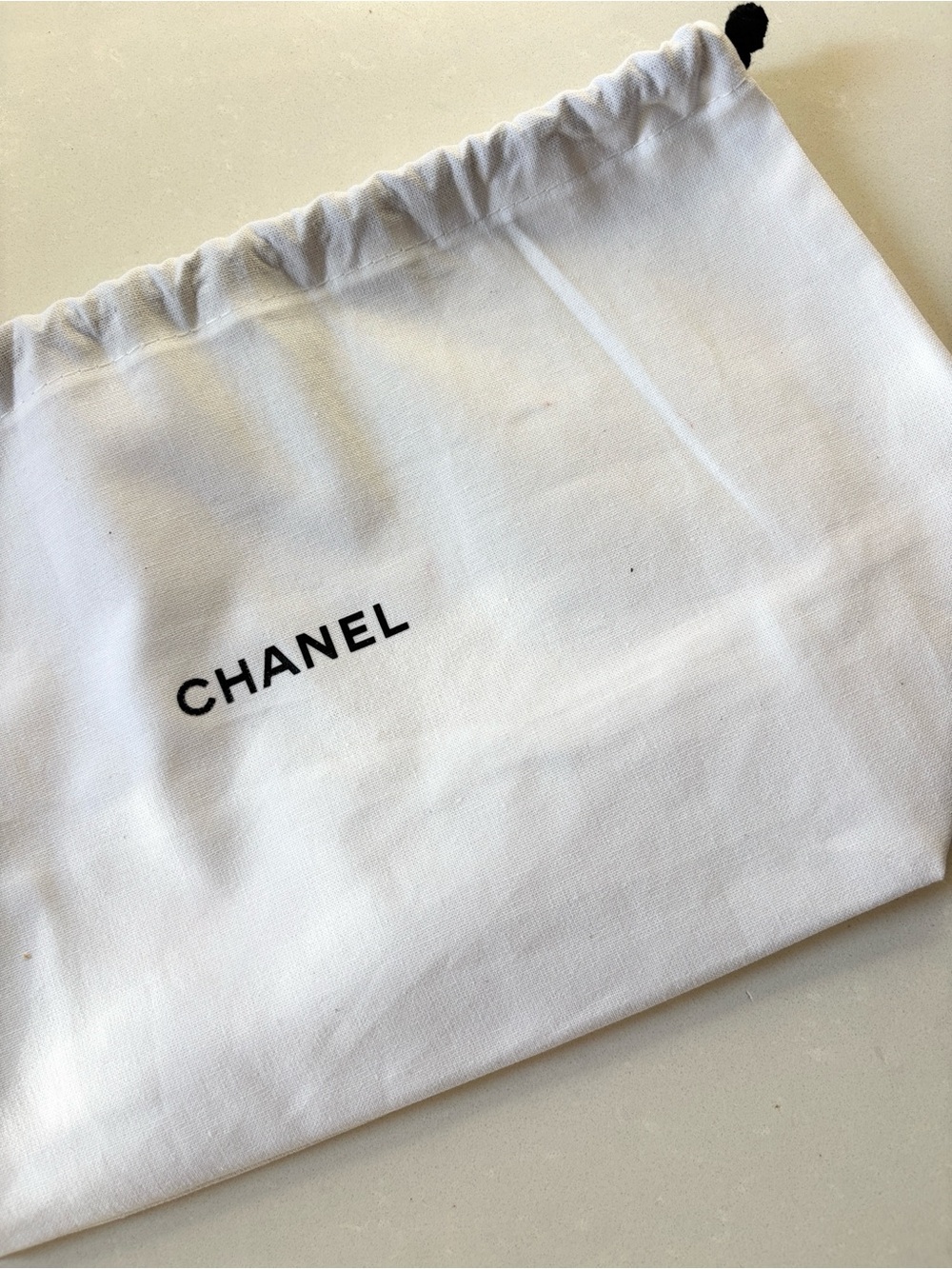 ❤️… CHANEL White Canvas Drawstring Pouch with Black Logo Dust Bag
